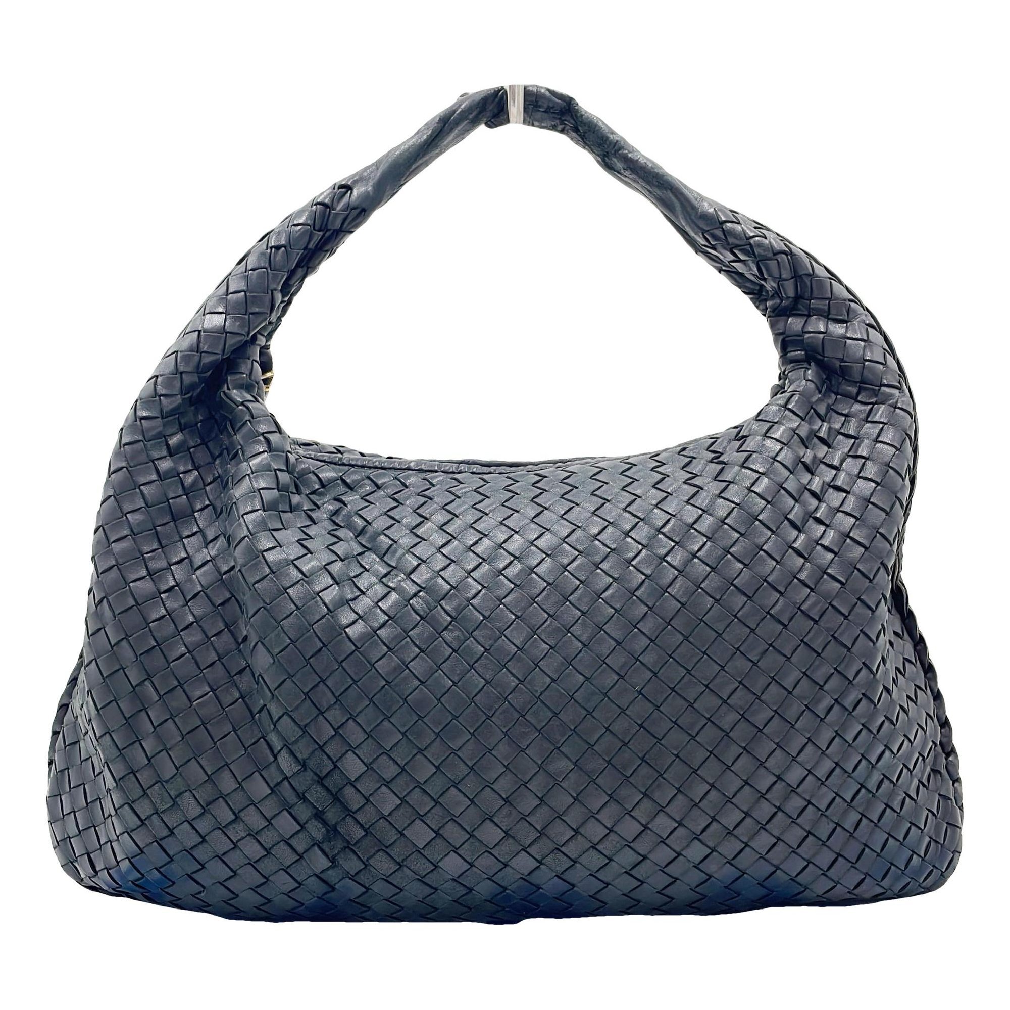 Veneta leather handbag