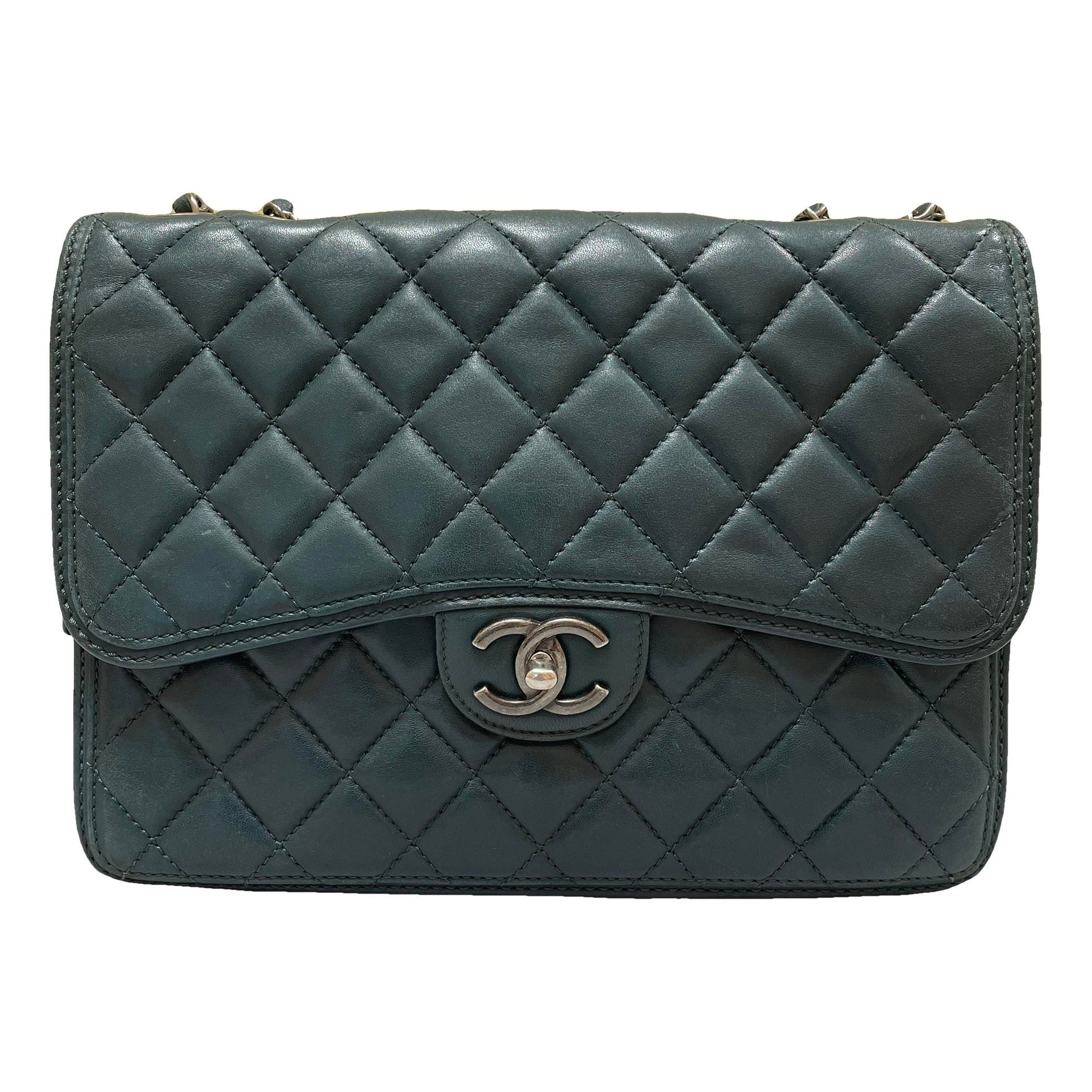 Timeless/Classique leather crossbody bag