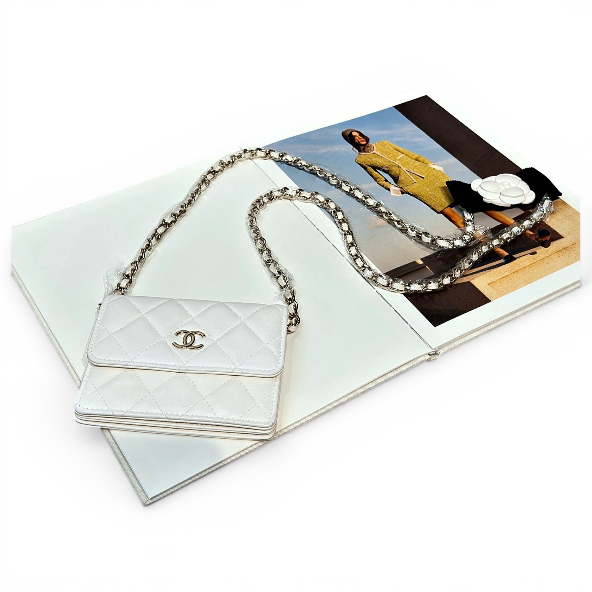 Timeless/Classique leather crossbody bag