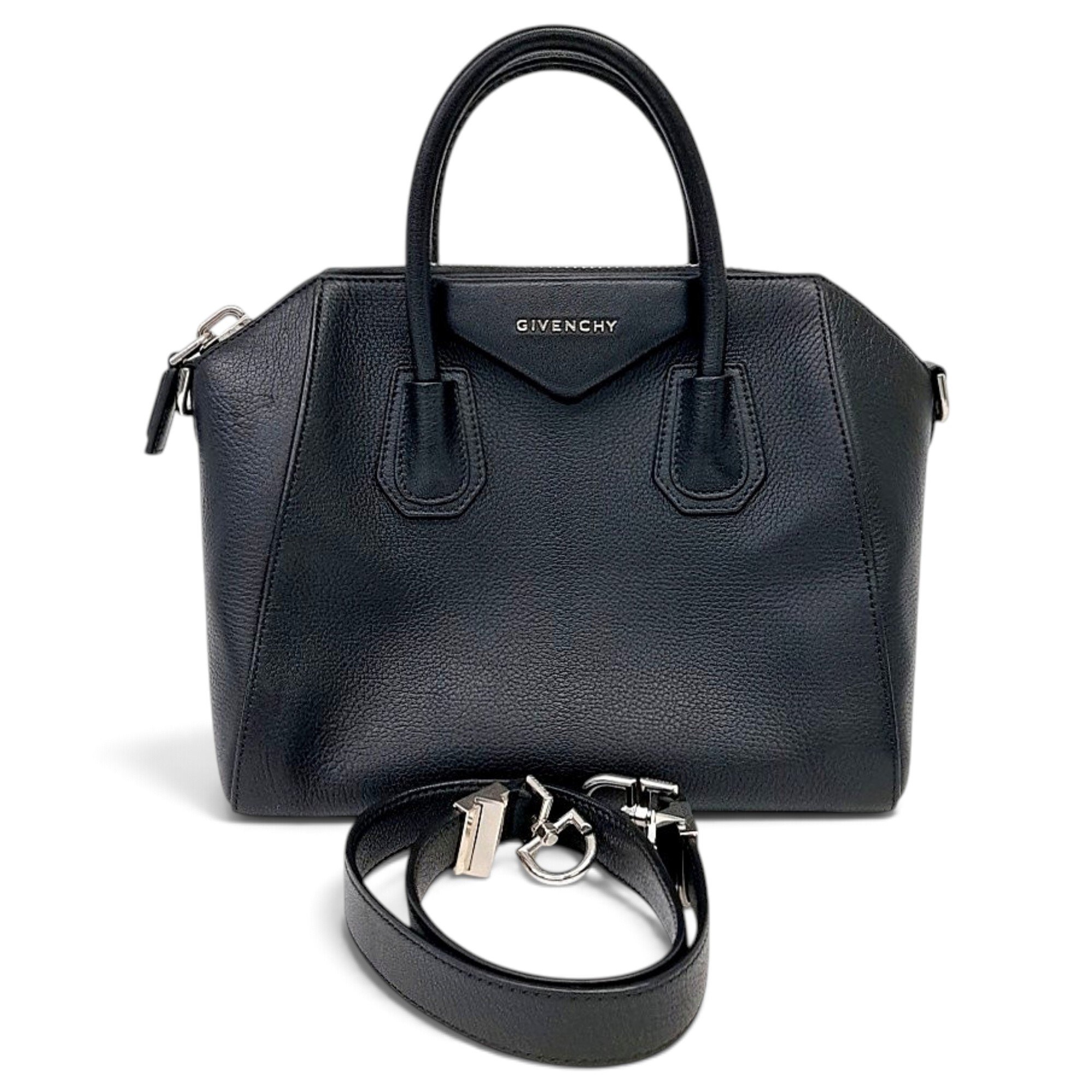 Antigona leather handbag