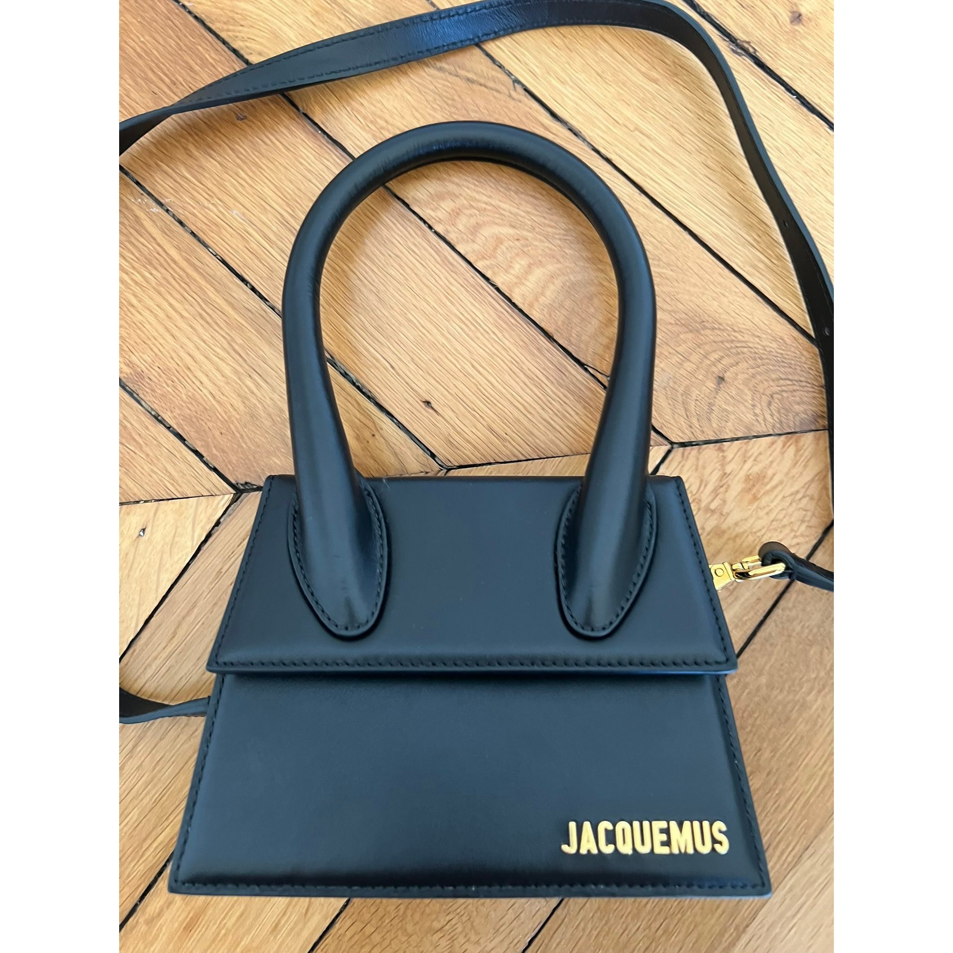 Chiquito leather handbag