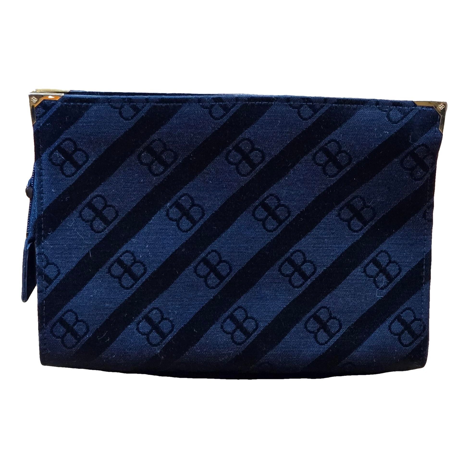 Clutch bag