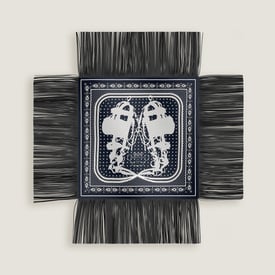 Brides De Gala Folk Bandana 55