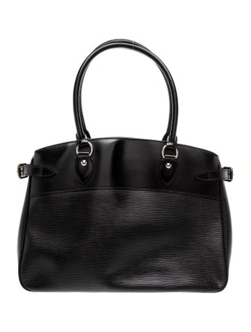 Epi Leather Passy GM Vintage