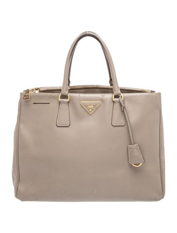 Signature Galleria Double Zip Large