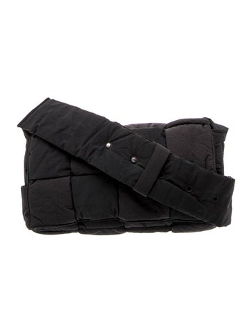 Intrecciato Padded Cassette