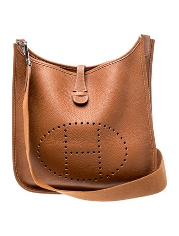 Clemence Evelyne III 29