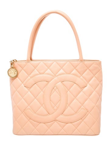 Medallion Tote