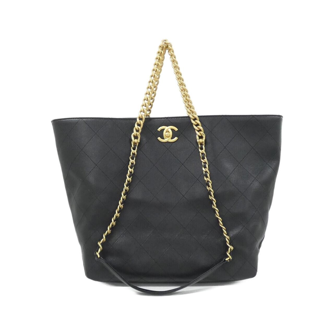 Chanel AS5746 Shoulder Bag