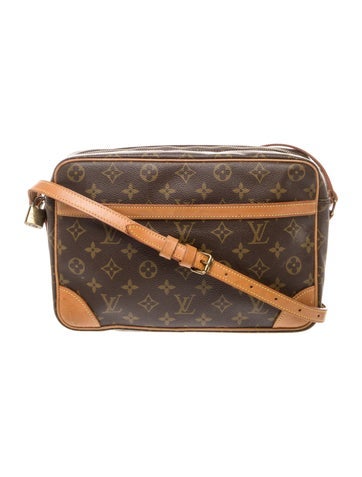 LV Monogram Trocadero 30