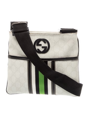 GG Supreme Messenger Bag