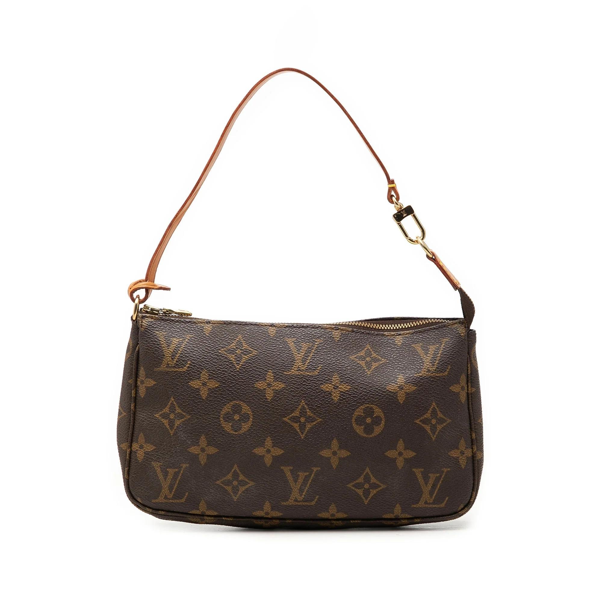 Pochette Accessoire leather handbag