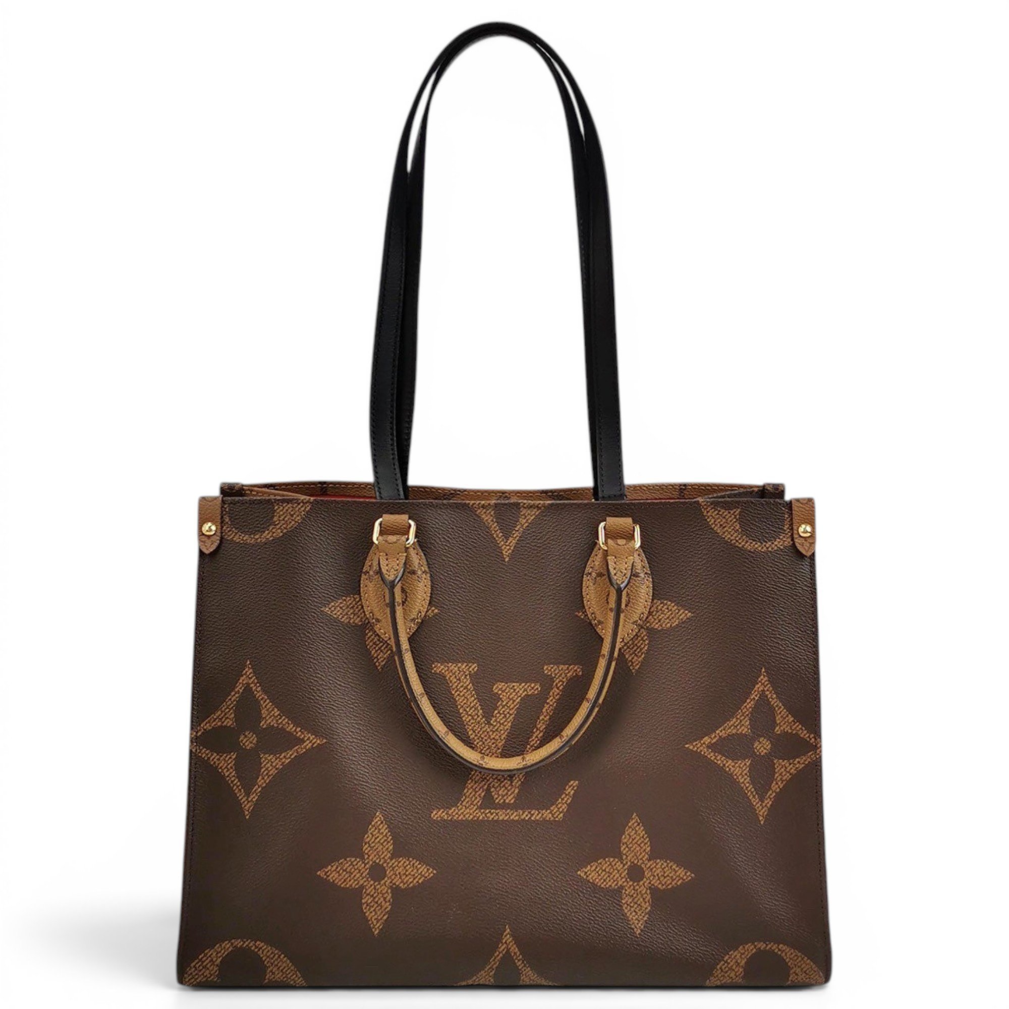 Onthego leather handbag