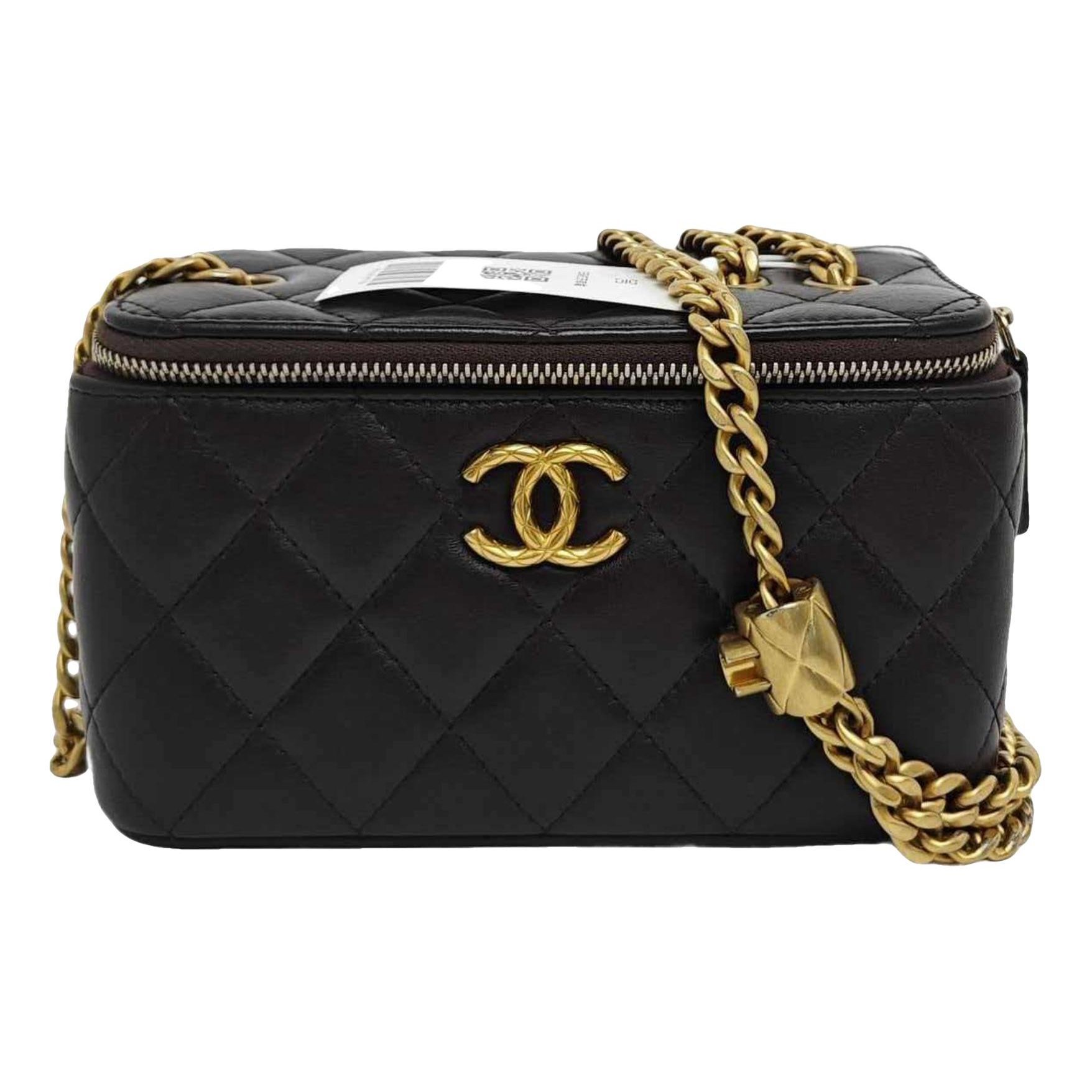 Trendy CC Vanity leather handbag