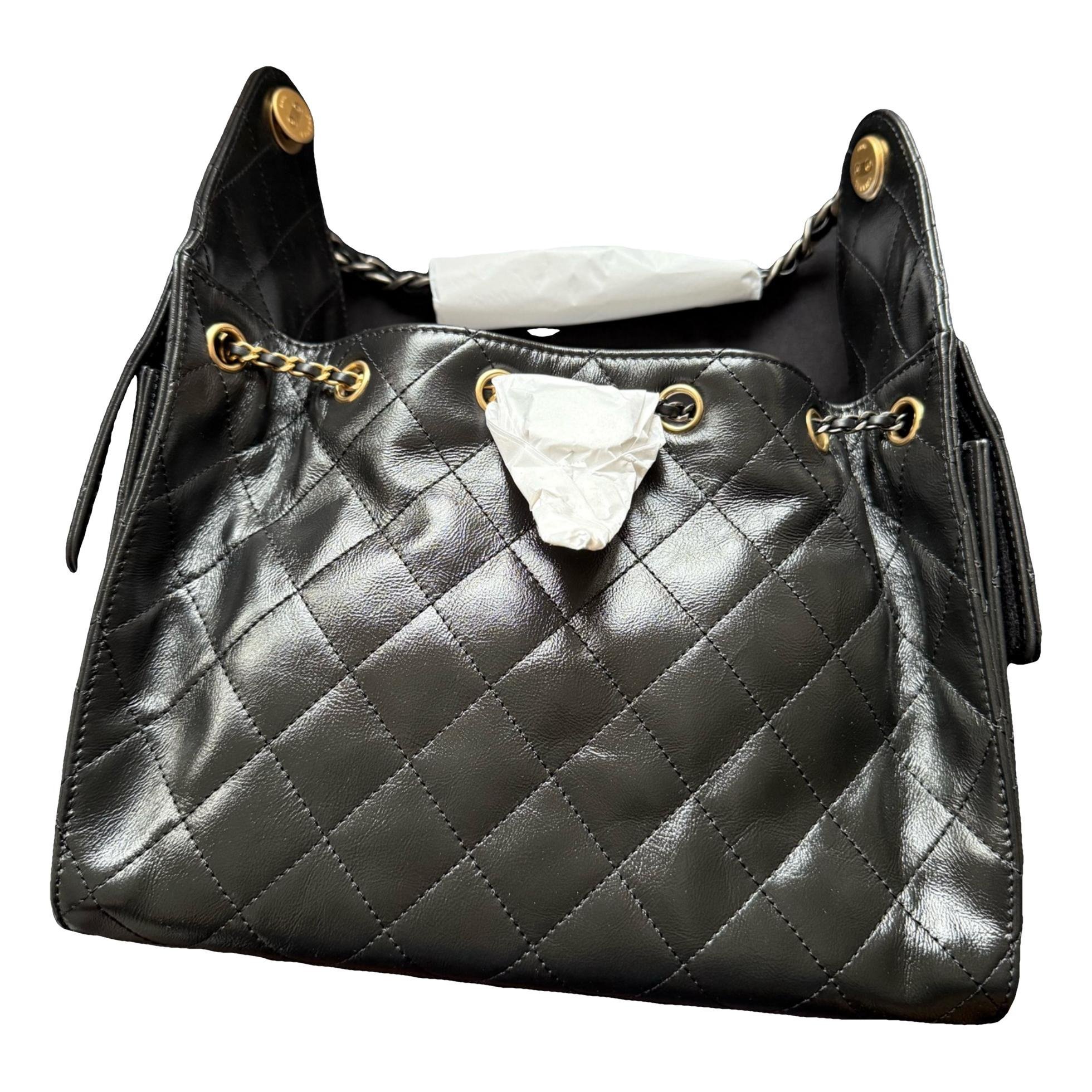 Chanel 25 leather handbag