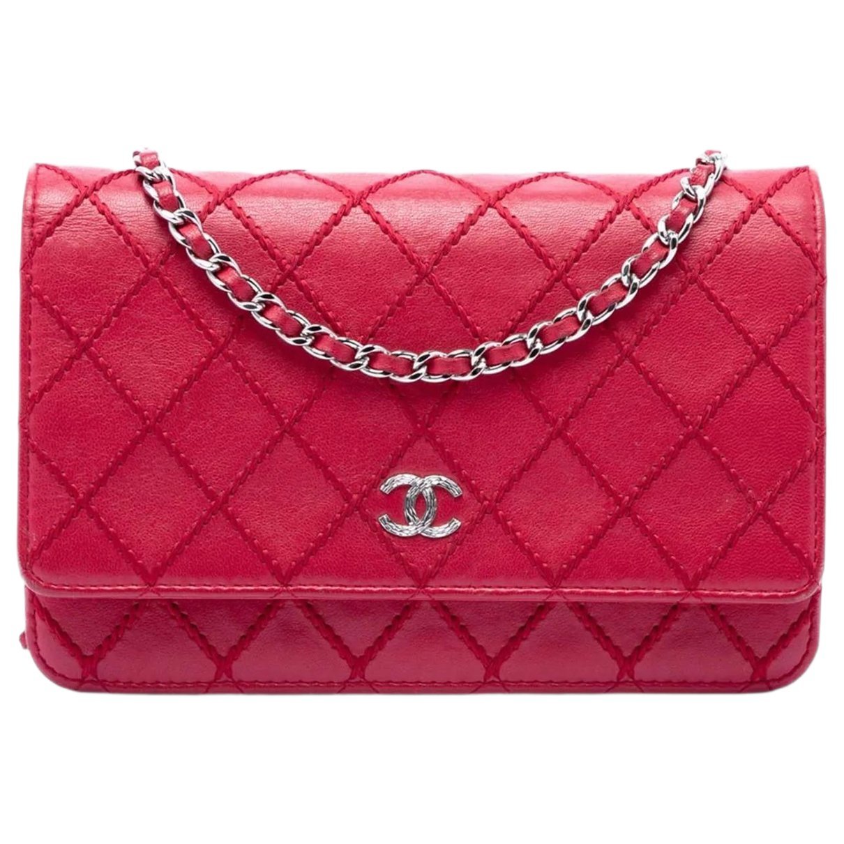 Wallet On Chain leather crossbody bag
