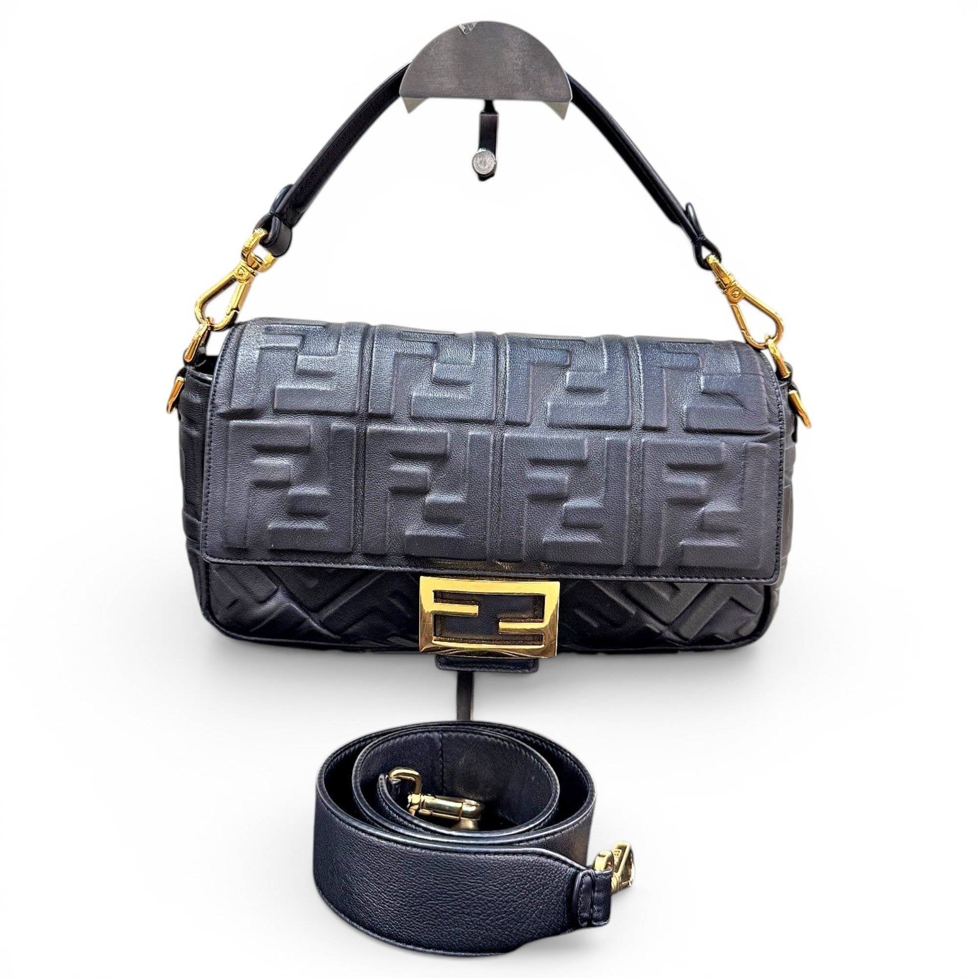 Baguette leather handbag