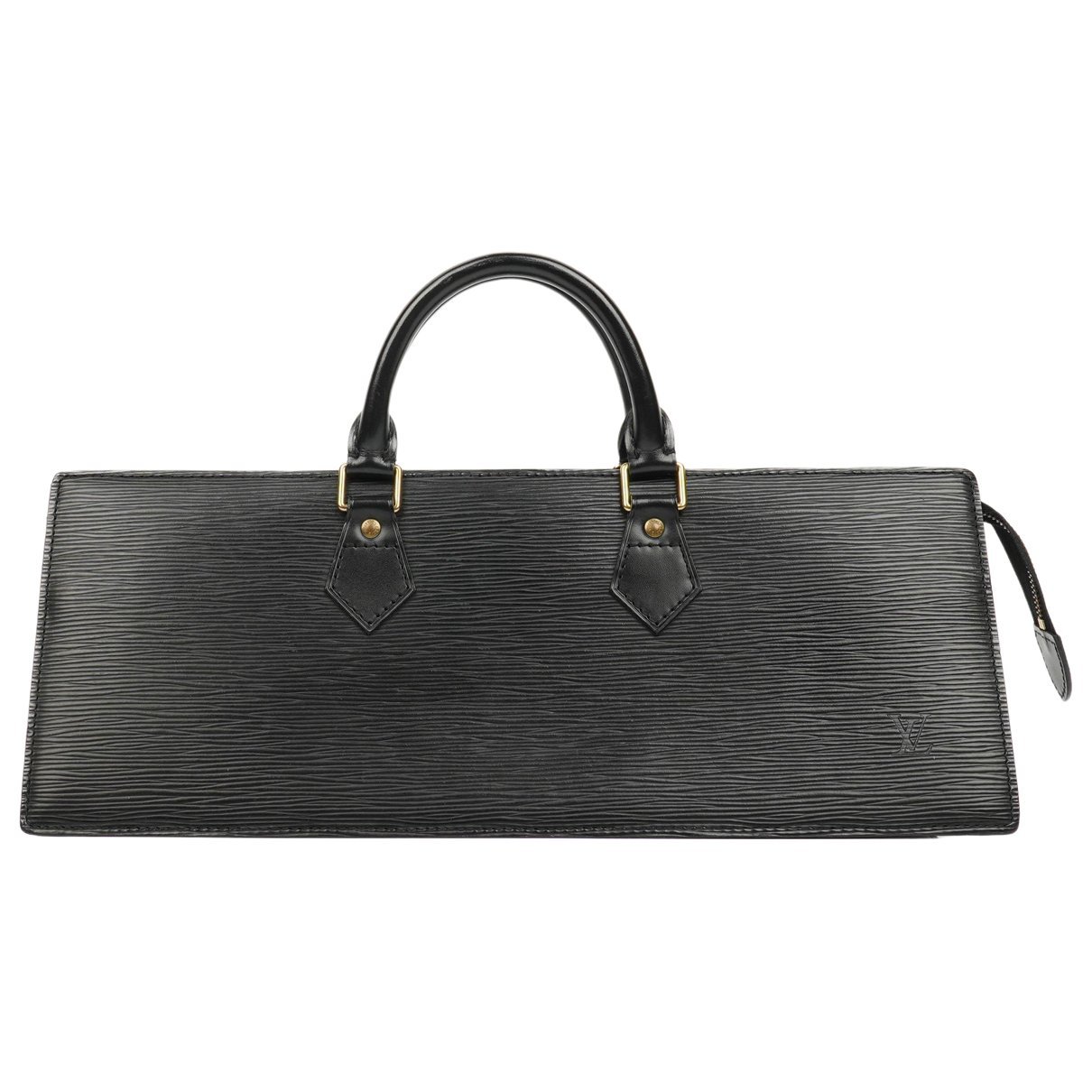 Triangle leather handbag