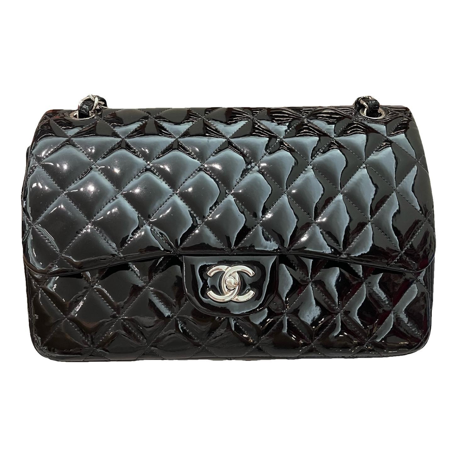 Timeless/Classique patent leather handbag