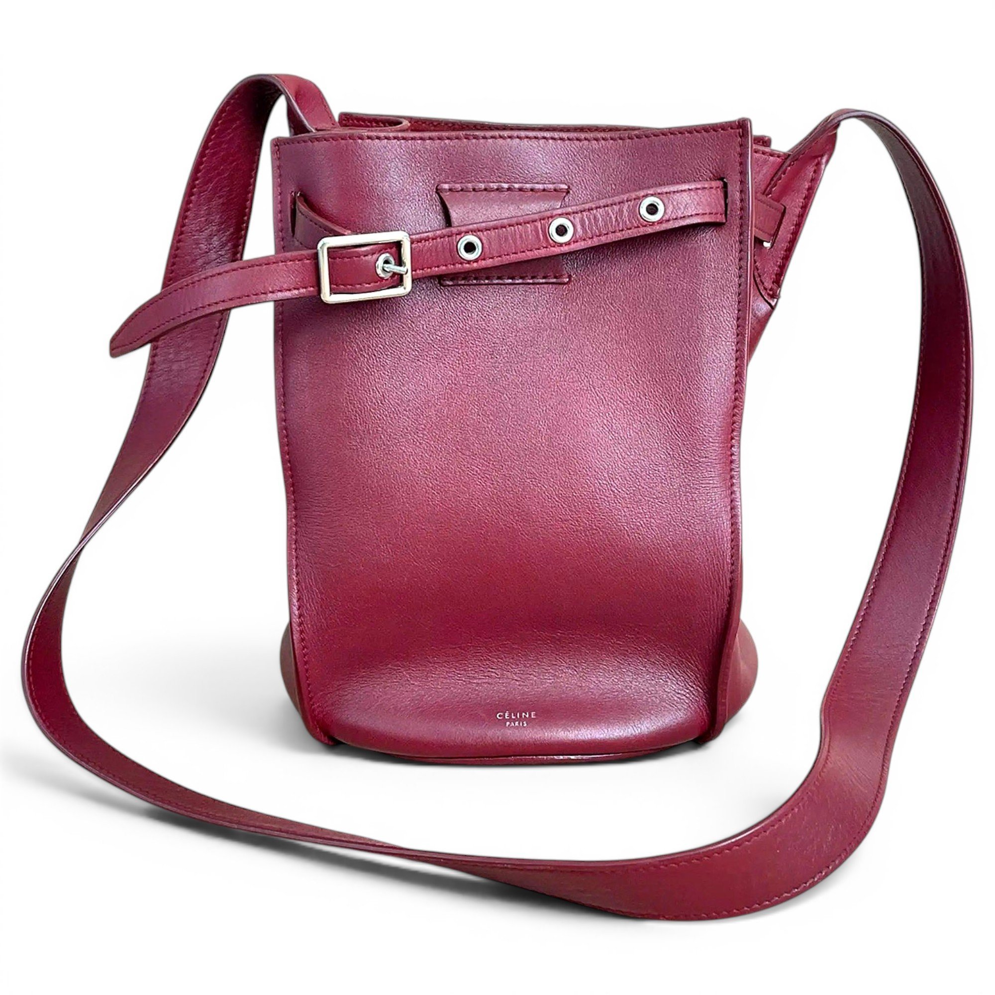 Clasp Bucket leather handbag