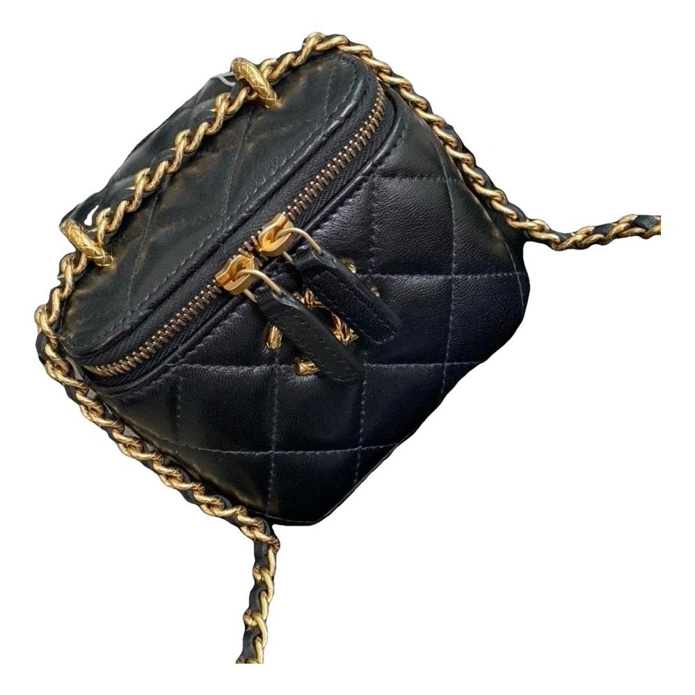 Trendy CC Vanity leather handbag