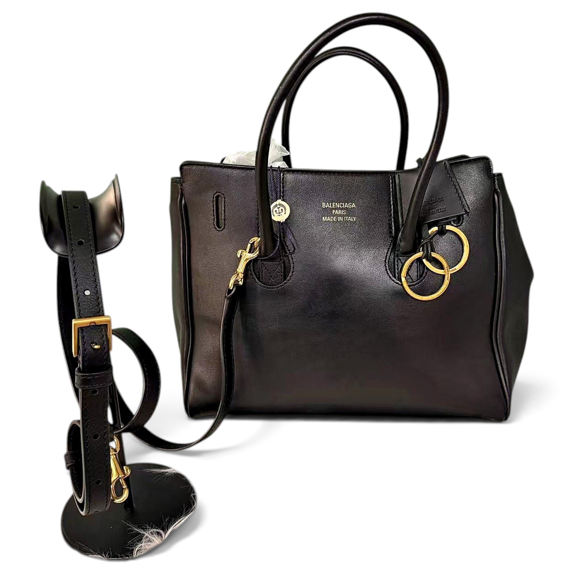 Leather handbag