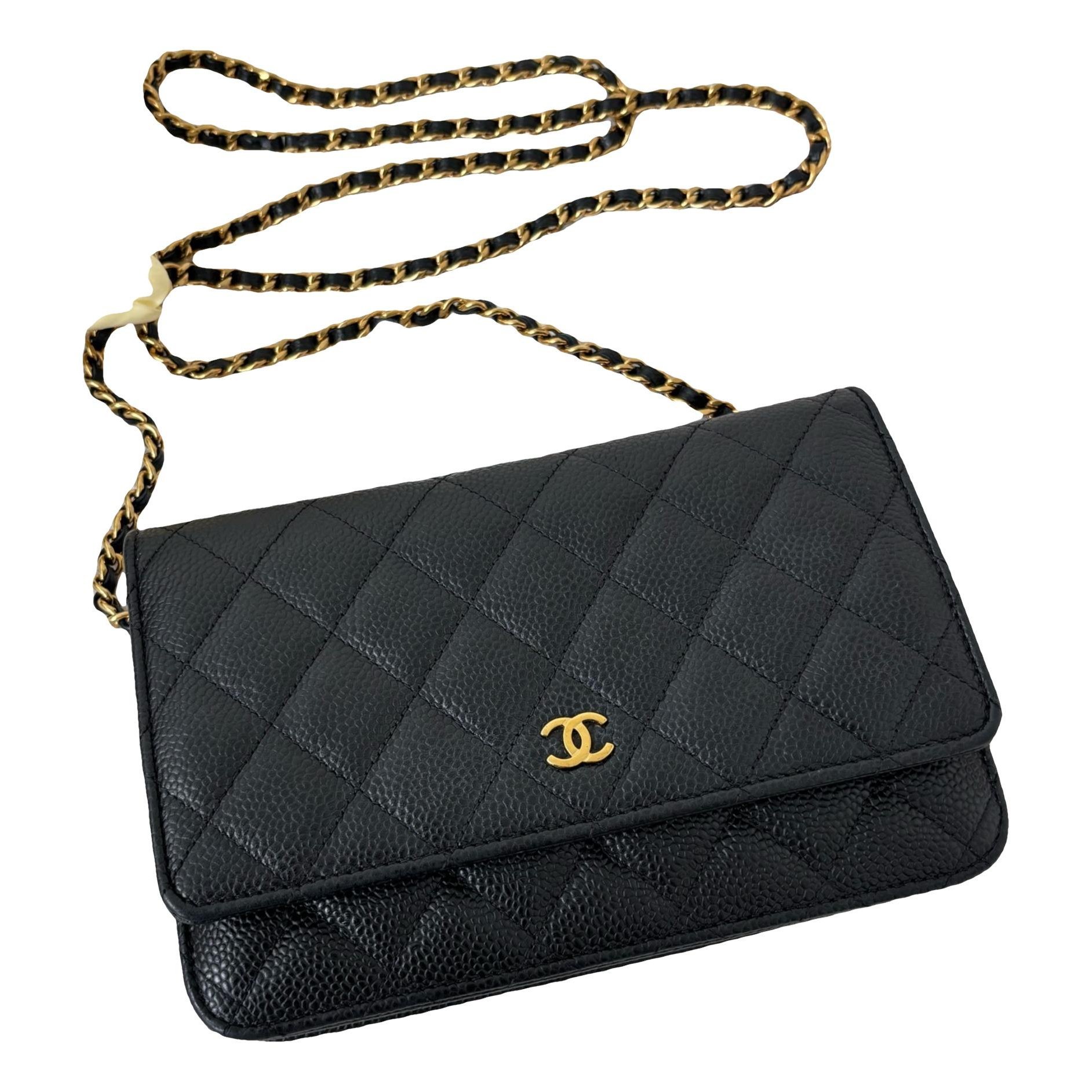 Wallet On Chain Timeless/Classique leather crossbody bag