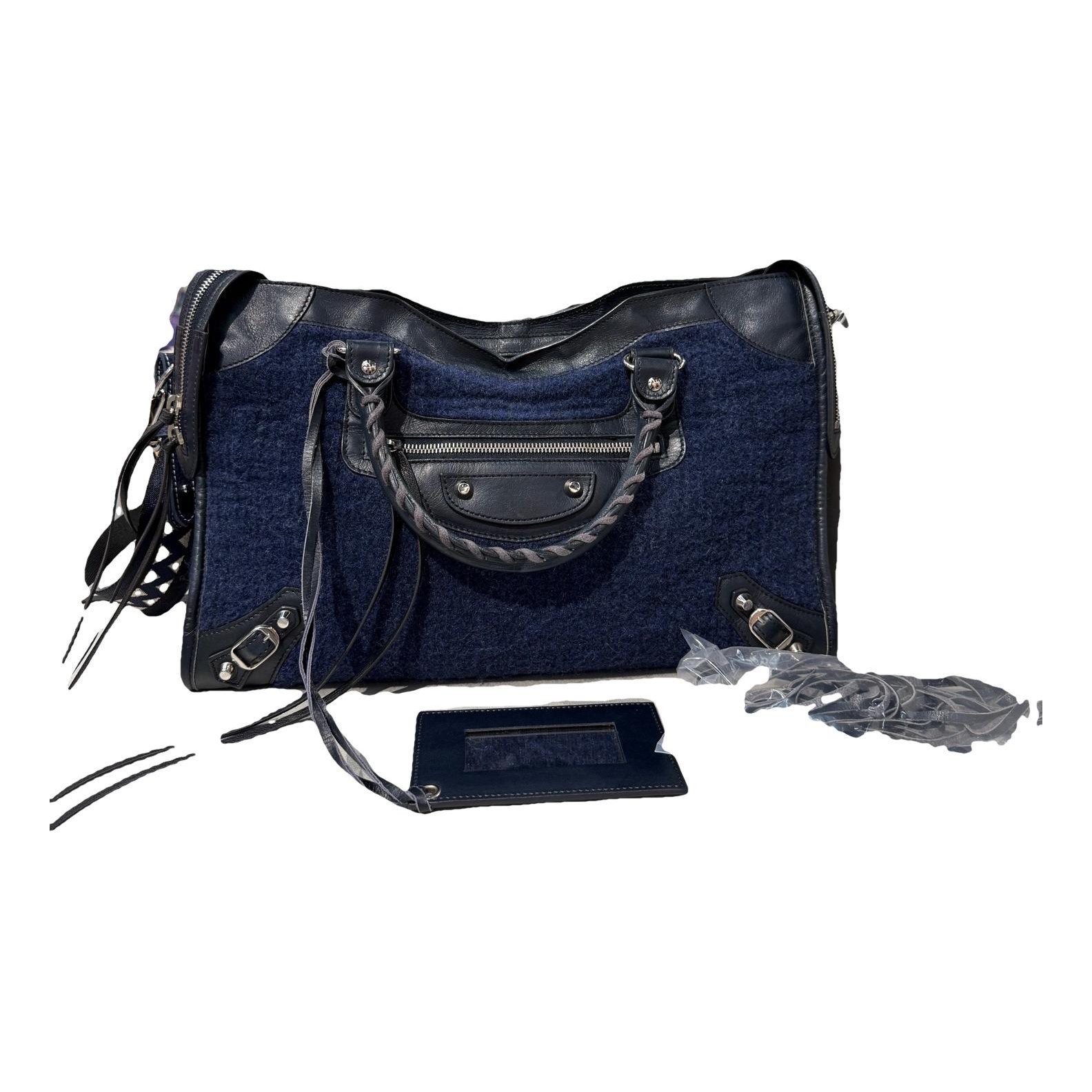 City leather handbag
