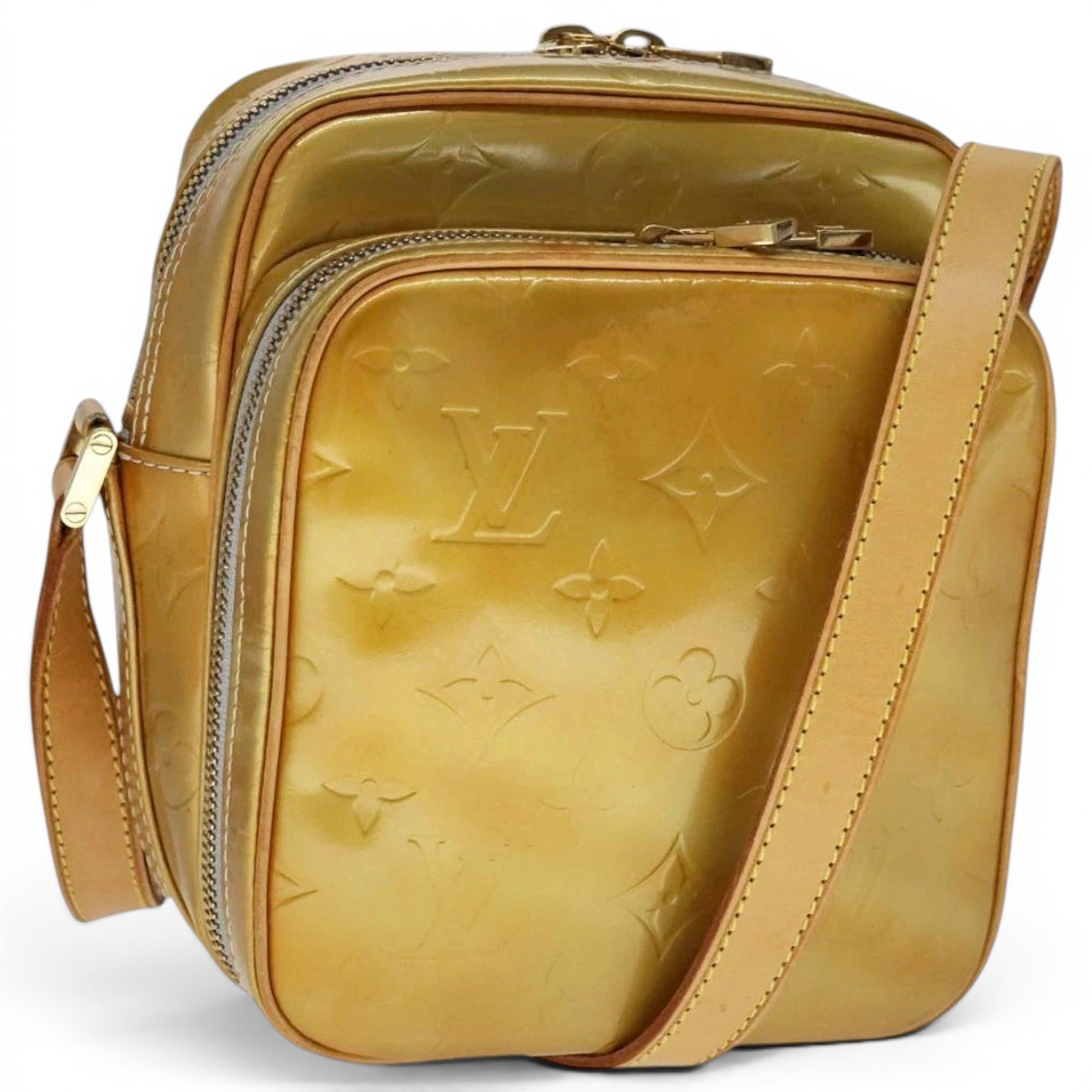 Patent leather handbag