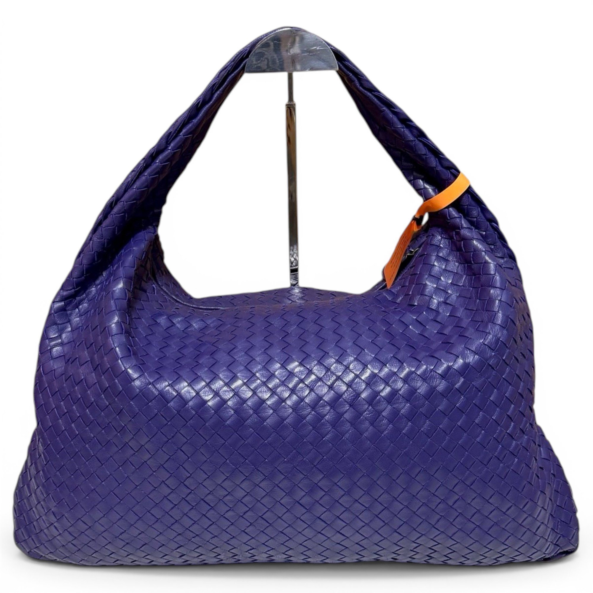 Veneta leather handbag