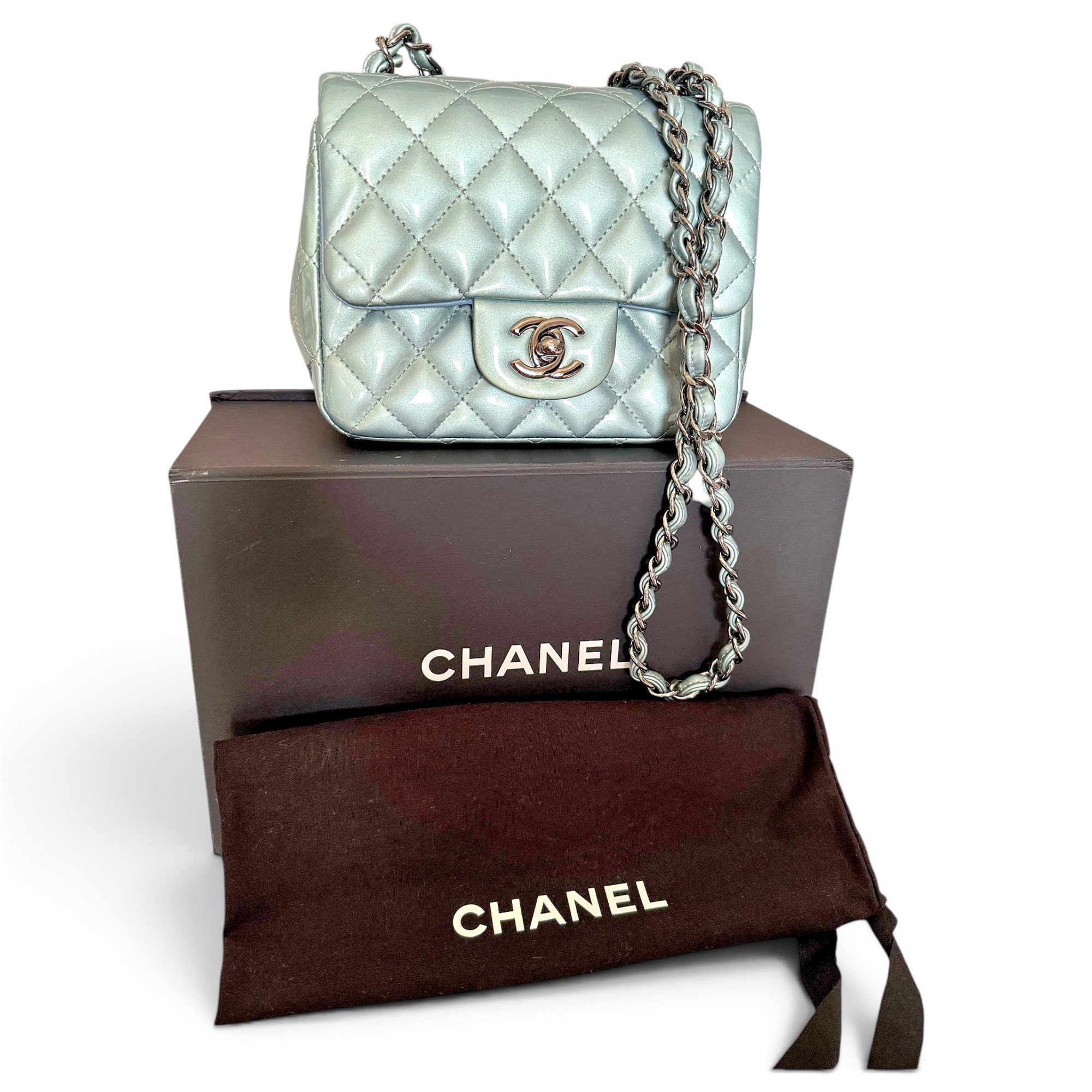 Timeless/Classique patent leather handbag