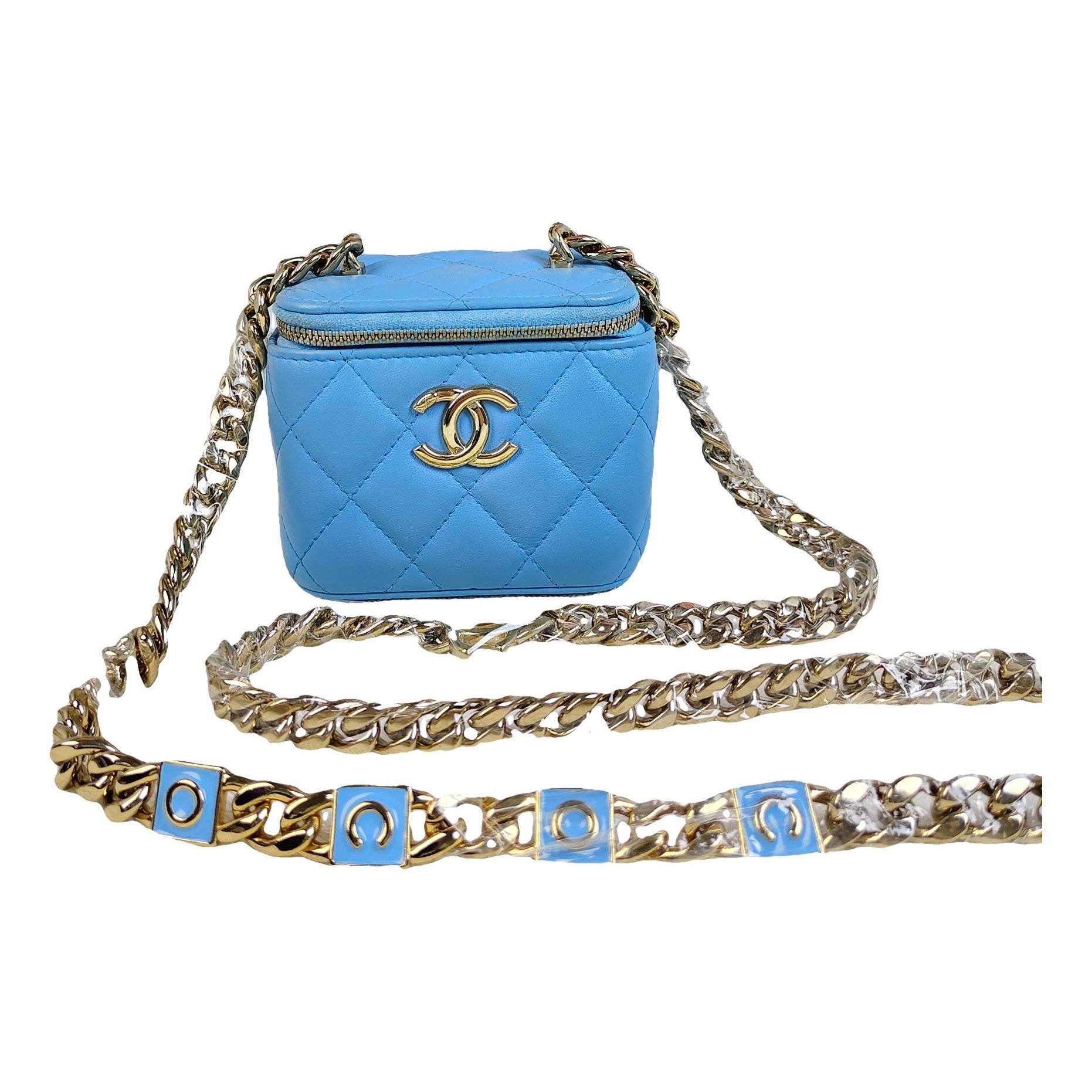 Trendy CC Vanity leather handbag