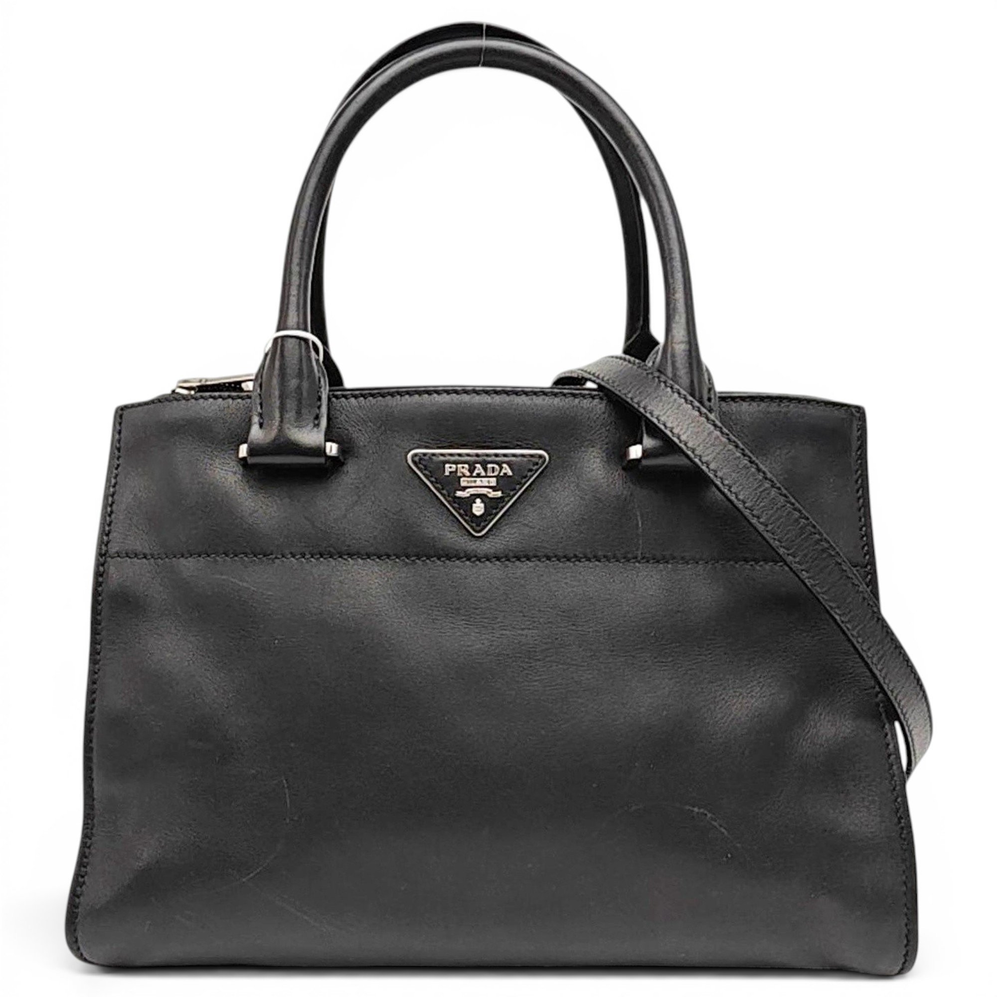 Leather handbag