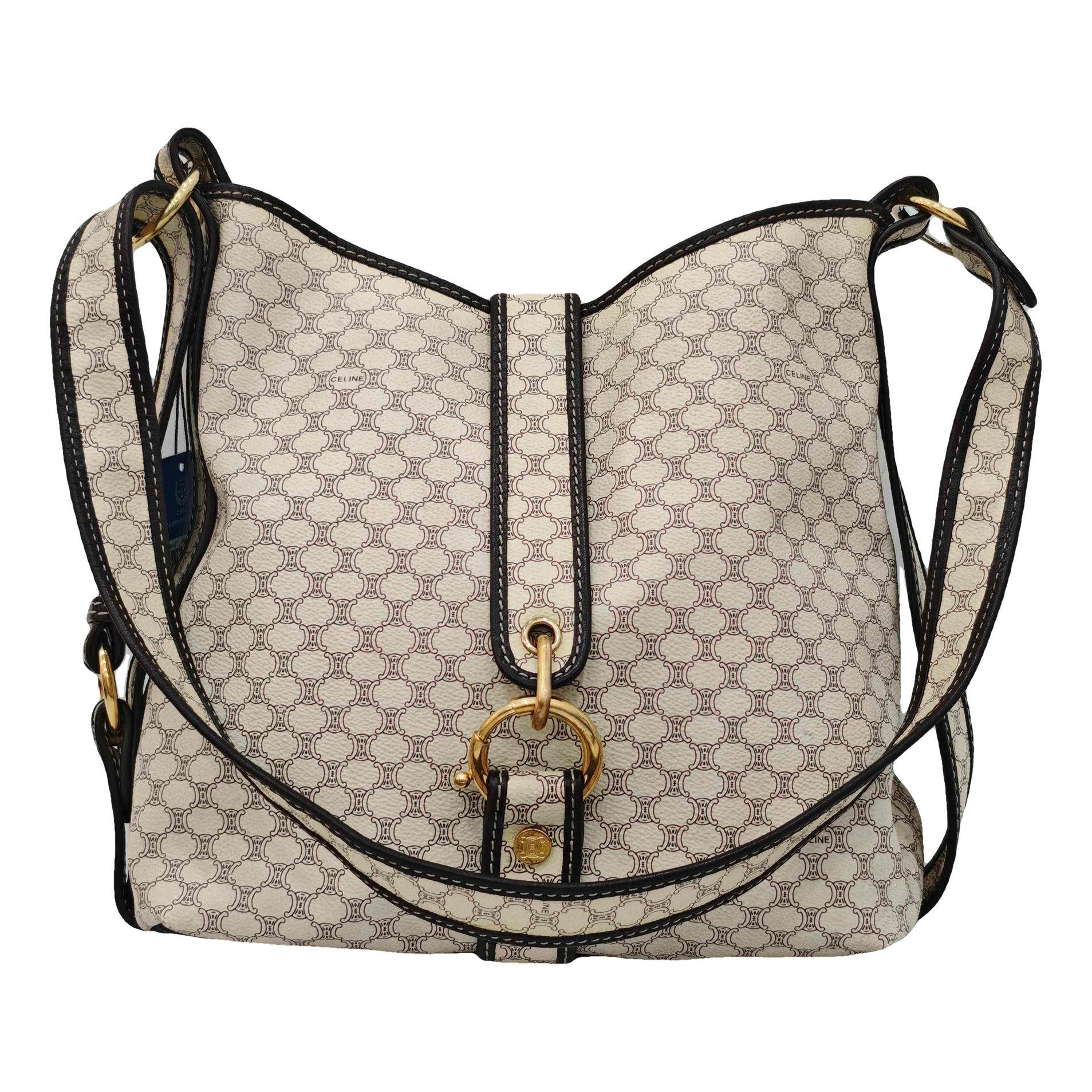 Triomphe leather tote