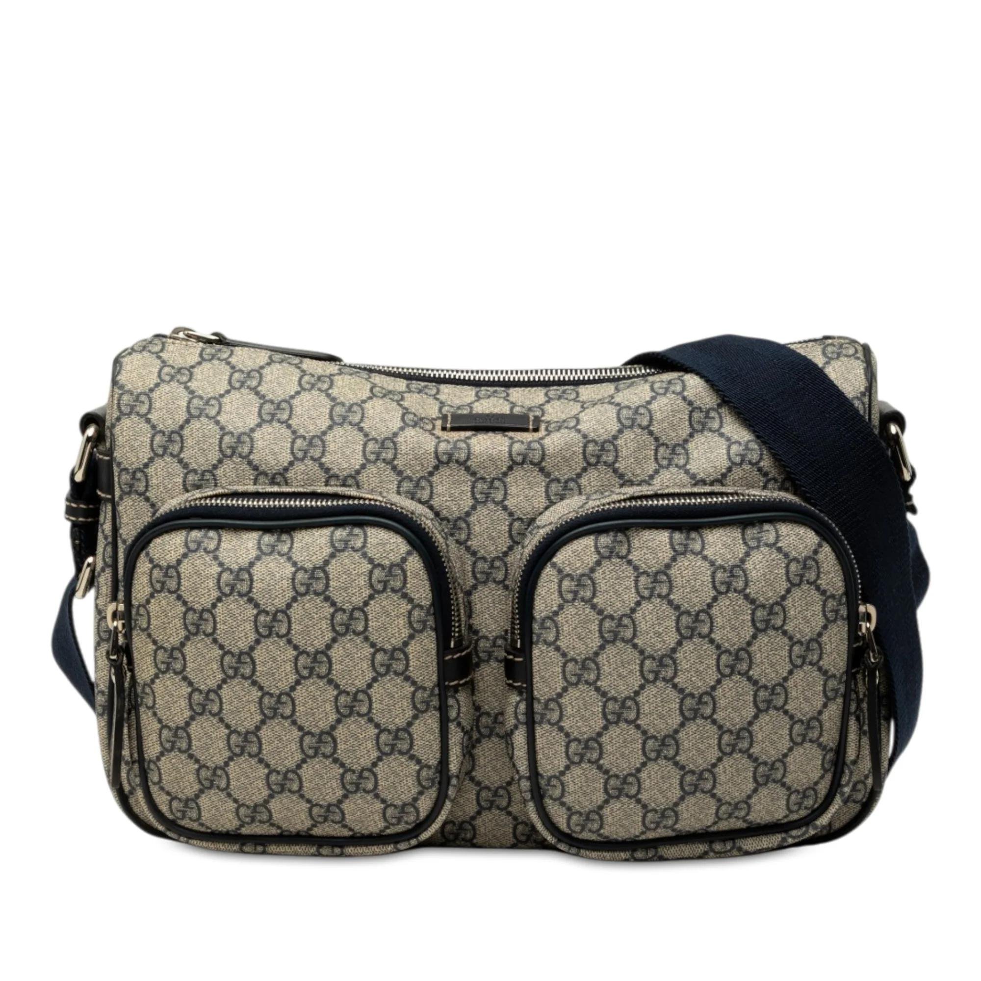 Gucci B leather handbag