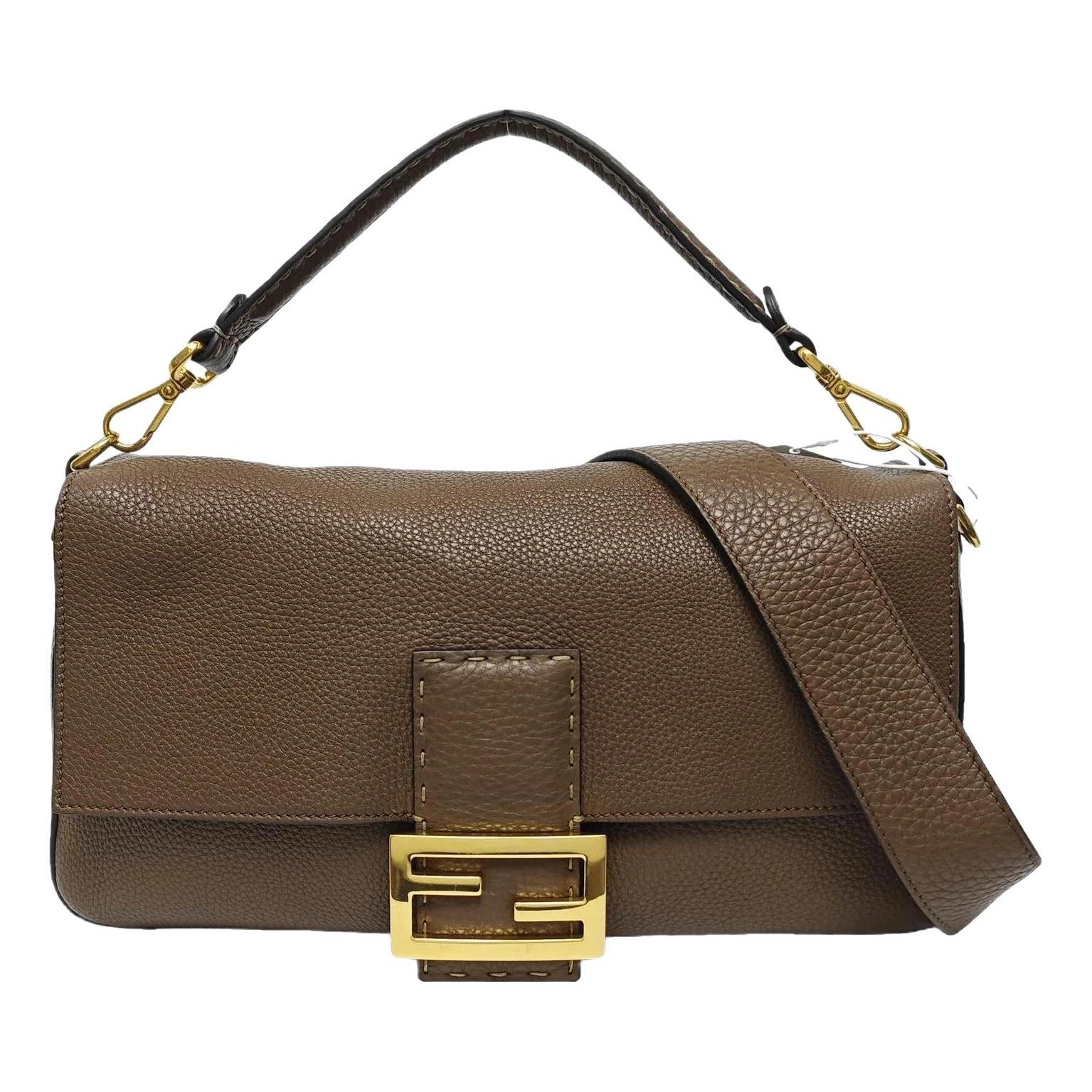 Baguette leather bag