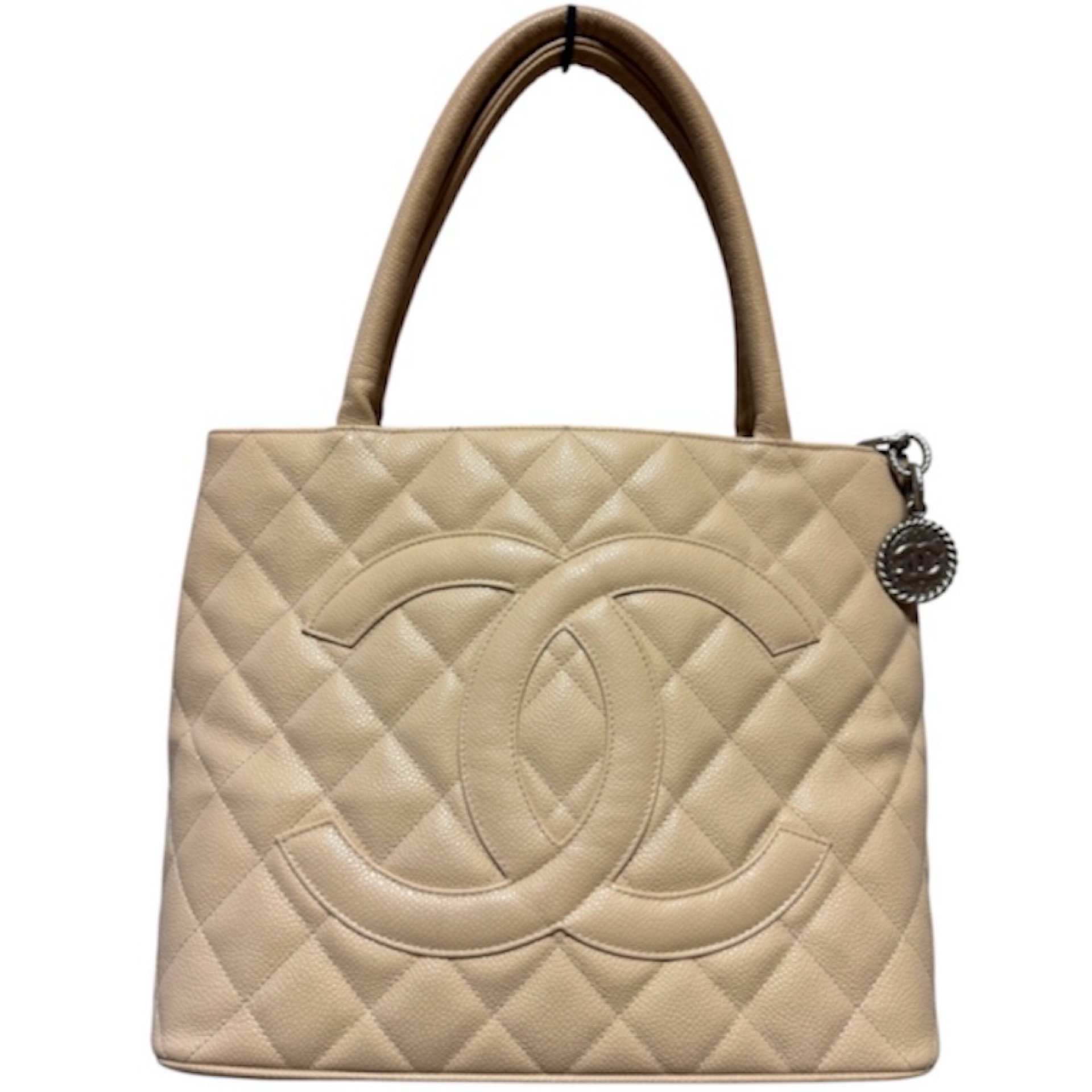 Médaillon leather tote
