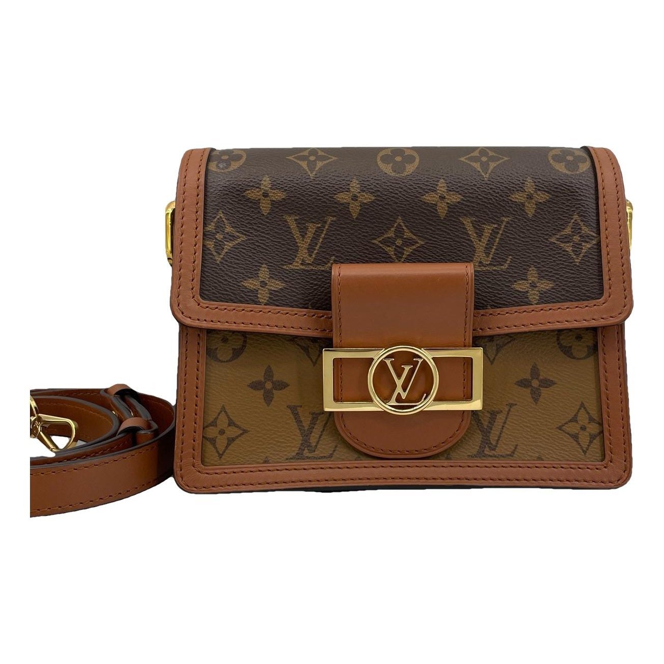 Dauphine leather handbag