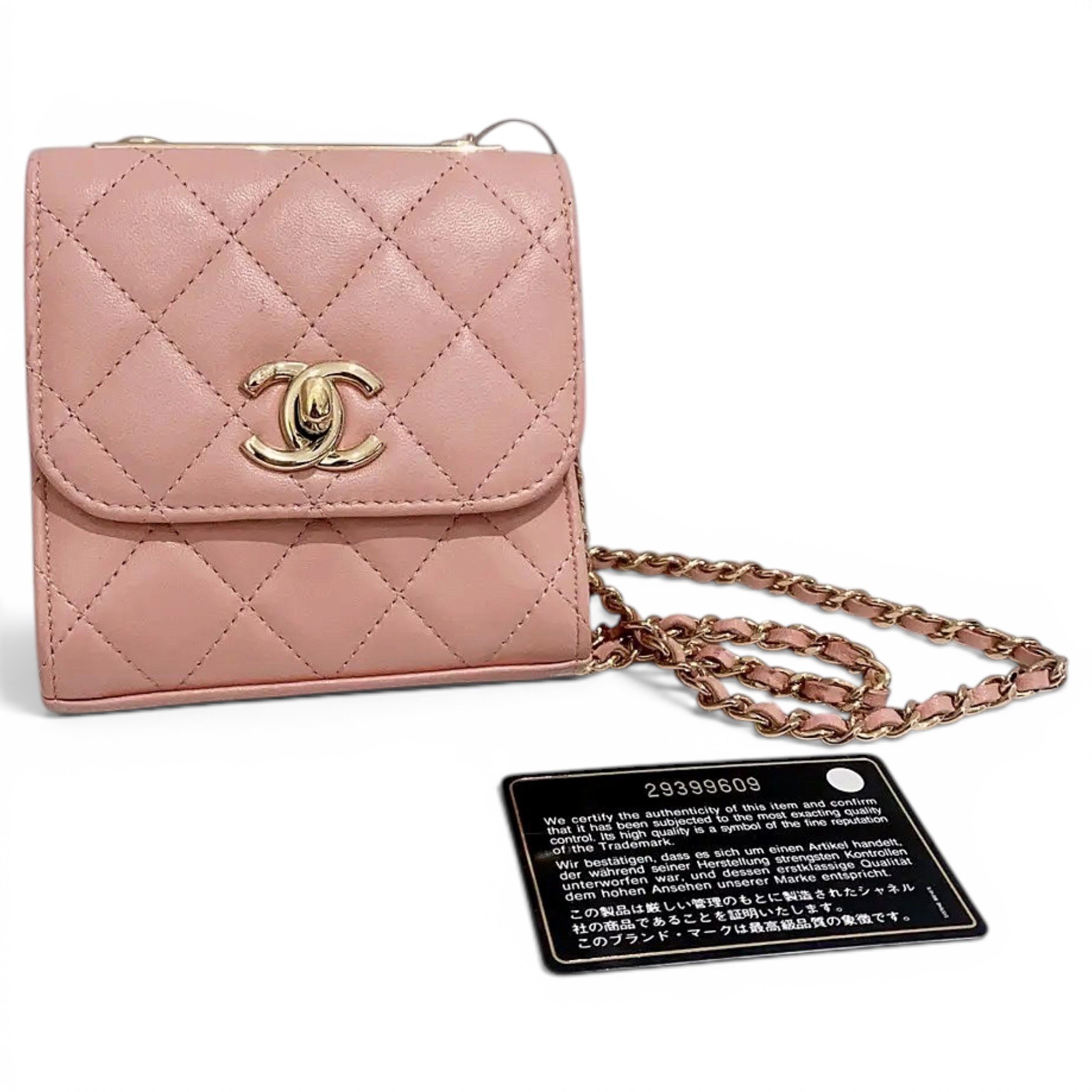 Trendy CC leather handbag
