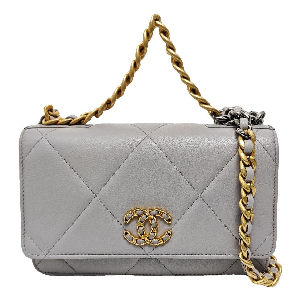 Wallet On Chain Chanel 19 leather handbag