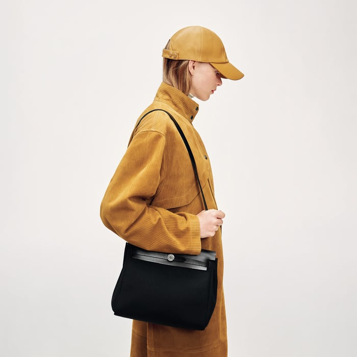 Noir Herbag Zip 31 Bag
