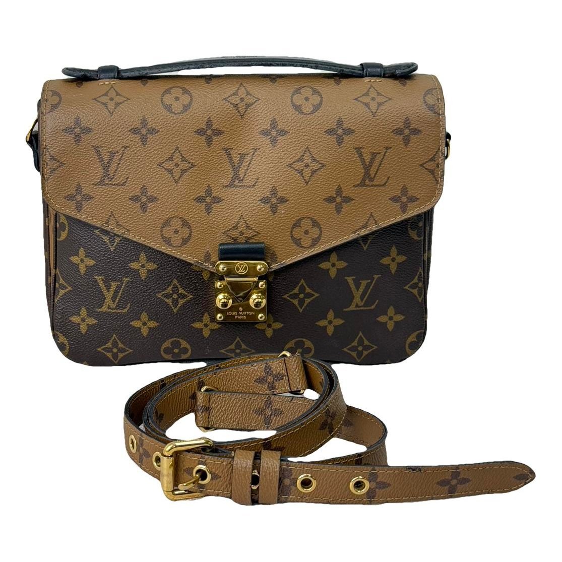 Metis leather handbag