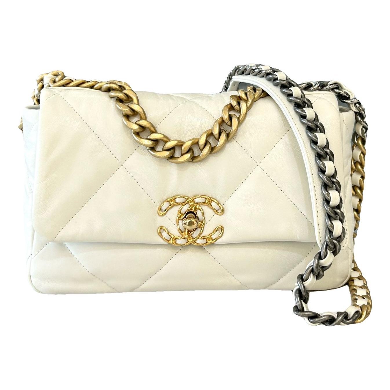 Chanel 19 leather handbag