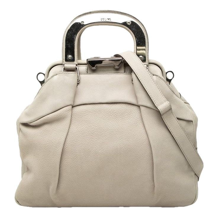 Pocket leather handbag