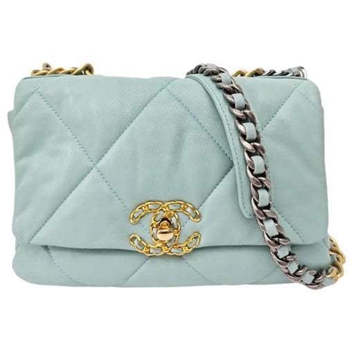 Chanel 19 handbag