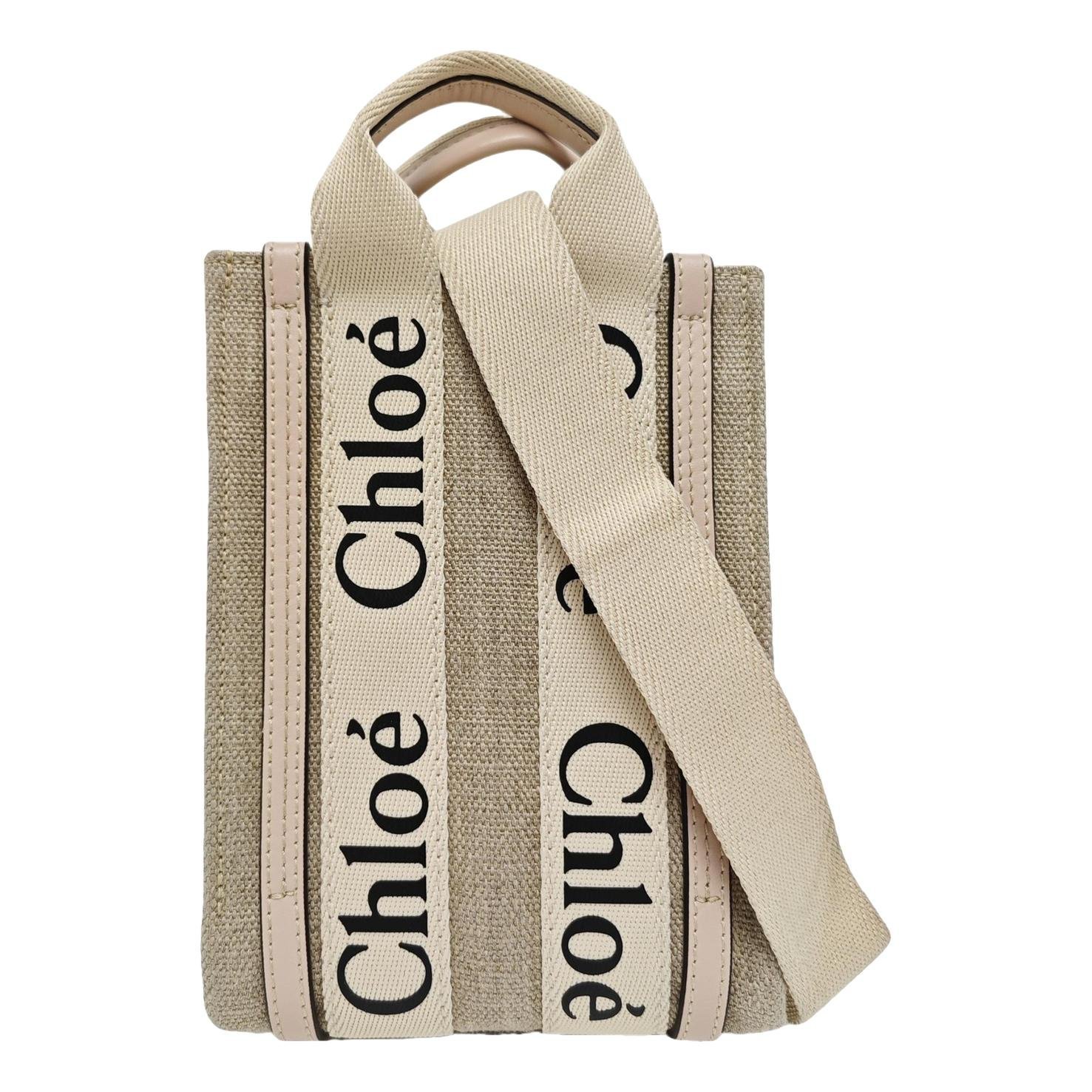 Woody cloth handbag