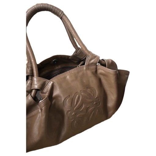 Leather tote