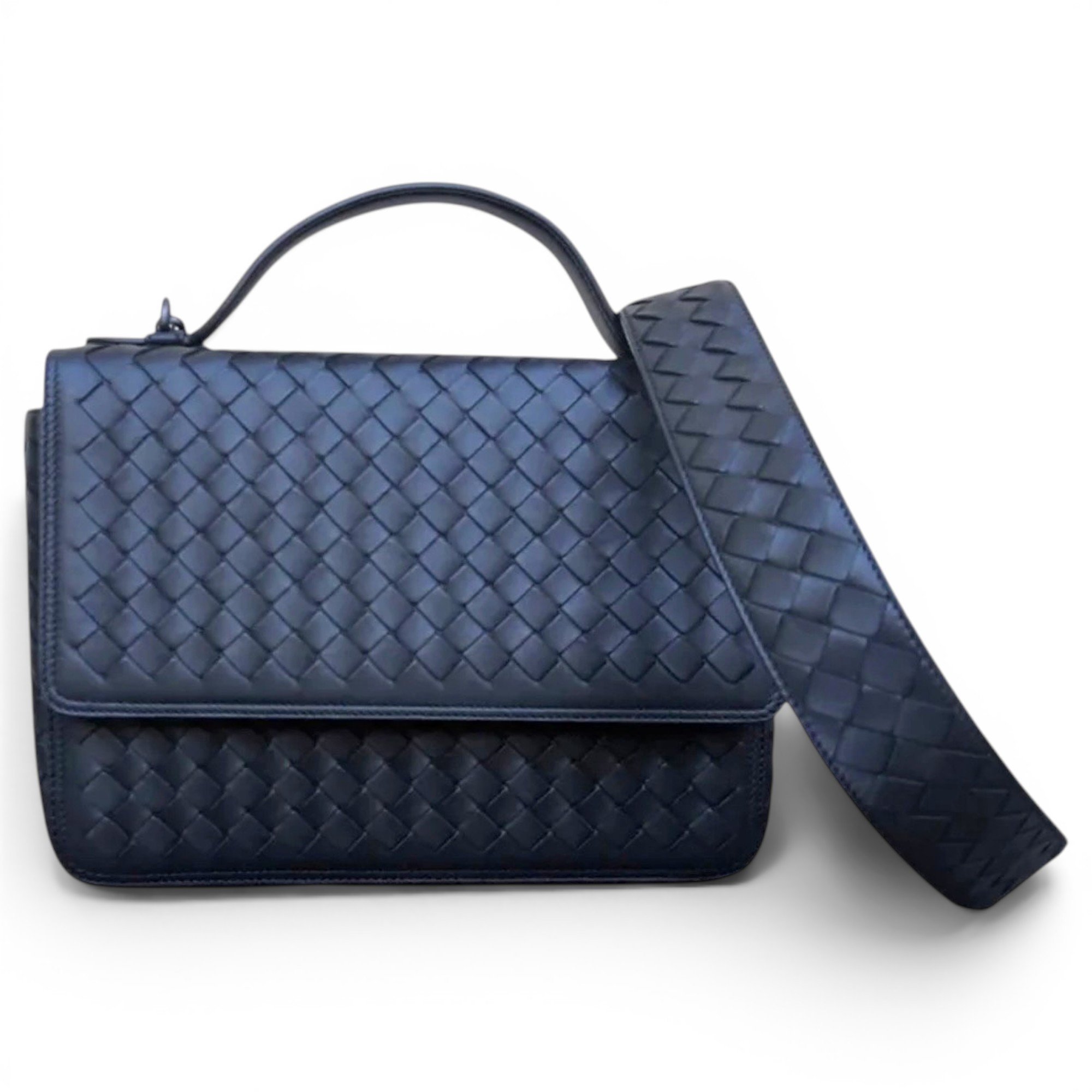 Umbria leather handbag