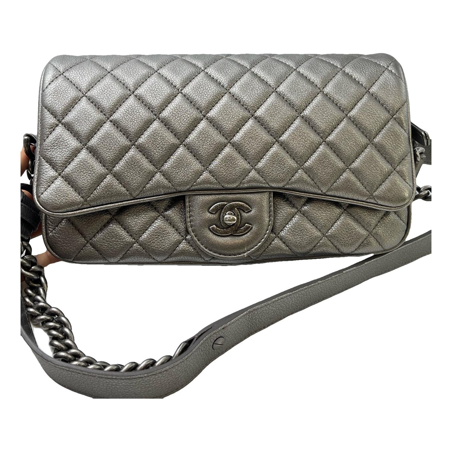 Timeless/Classique leather crossbody bag