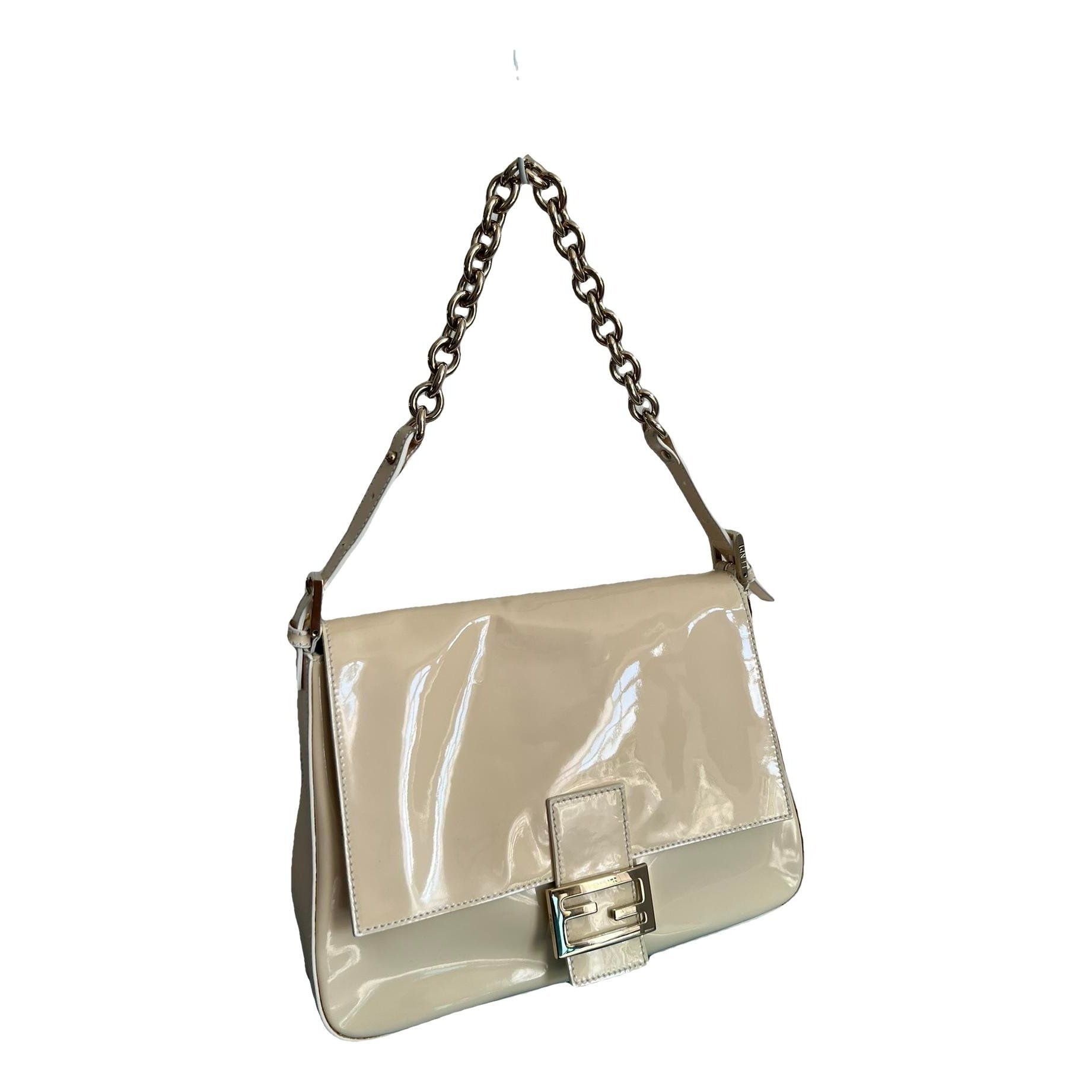 Baguette leather handbag